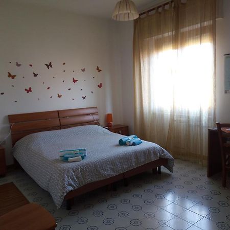 B&B Williwaw Quartu SantʼElena Exterior foto